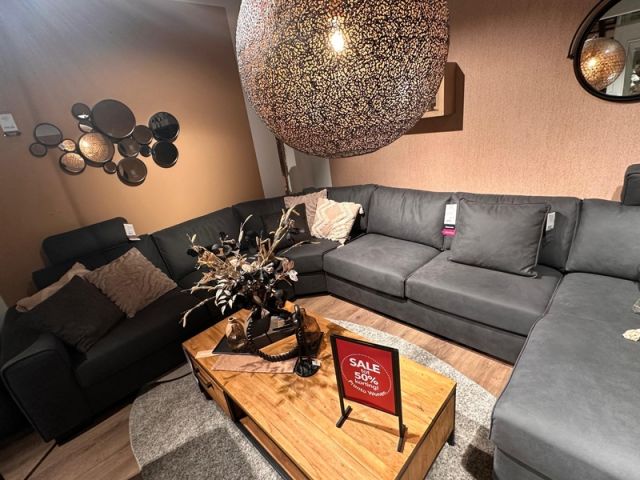 LICATO 2al(A1)+tr.hk+2+lch ar(B2) python 67antract